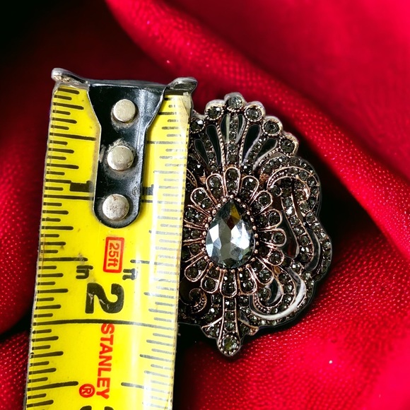 Large Victorian Renaissance Women's Lady Cameo Pendant or Brooch Pin 2.25” - Picture 6 of 7